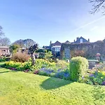 2 Bed In Scarborough Oc-sa491 Holiday home