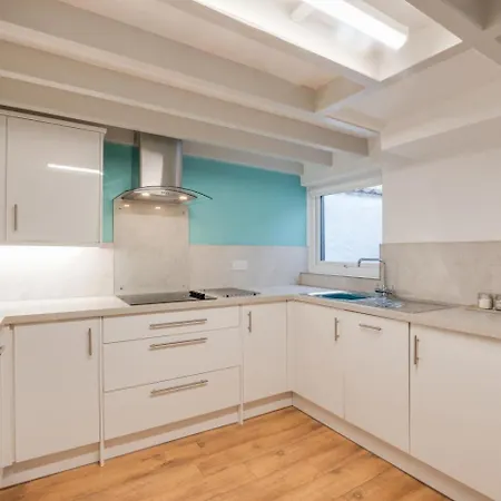 2 Bed In Scarborough Oc-sa491 *